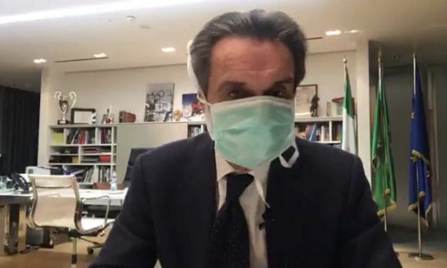 Fontana in auto-quarantena: “Ho un lettino in Regione per essere più operativo”