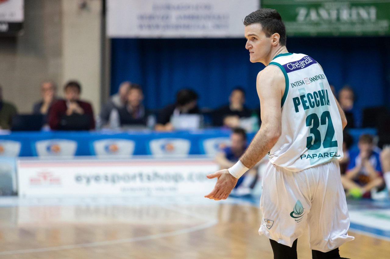 Pallacanestro Cantù contro Trento out Pecchia. Coach Pancotto: “Il gruppo farà fronte all’infortunio”
