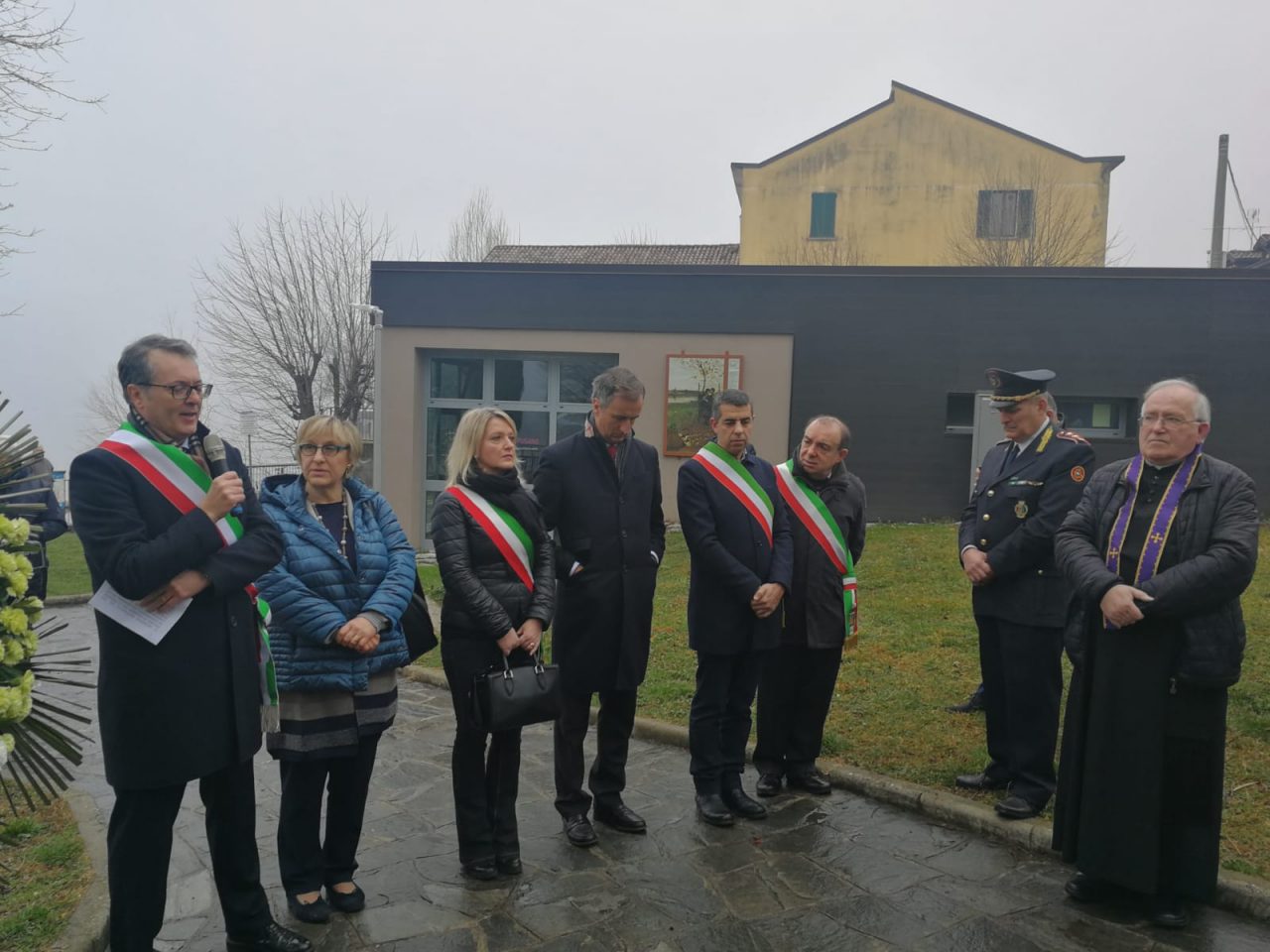 Inaugurati i giardini Martiri delle foibe