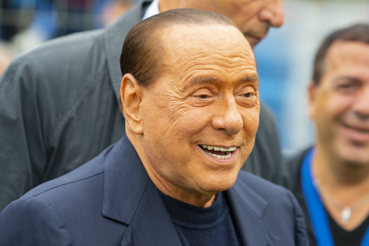 L’ultimo figlio di Berlusconi pronto a convolare a nozze con la storica fidanzata