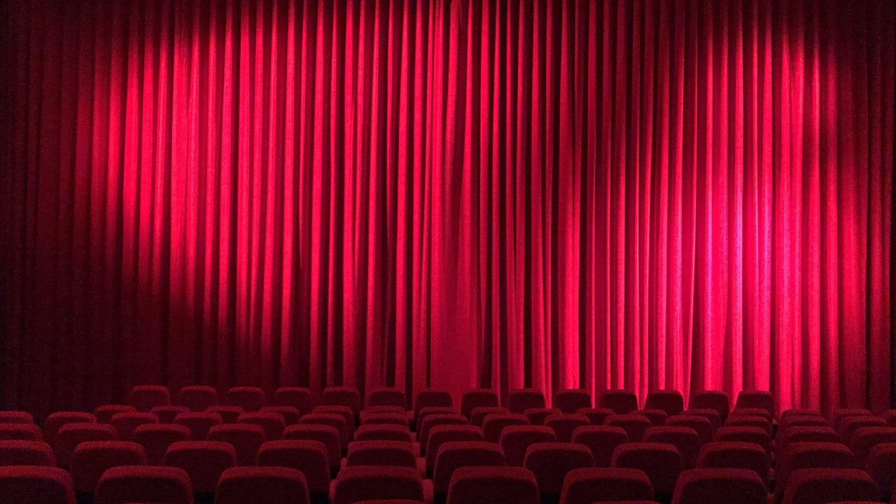 Teatro a Capiago Intimiano: cittadinanza invitata alla prova dello spettacolo Erik