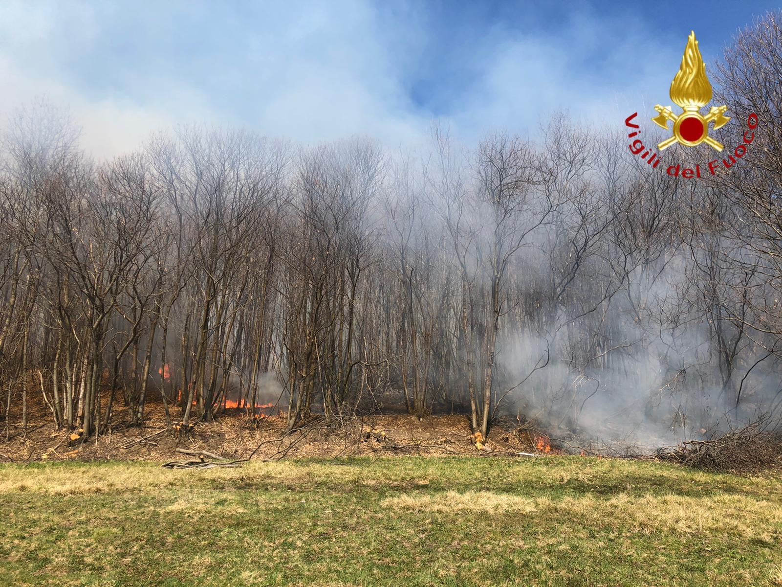 incendio a Bizzarone