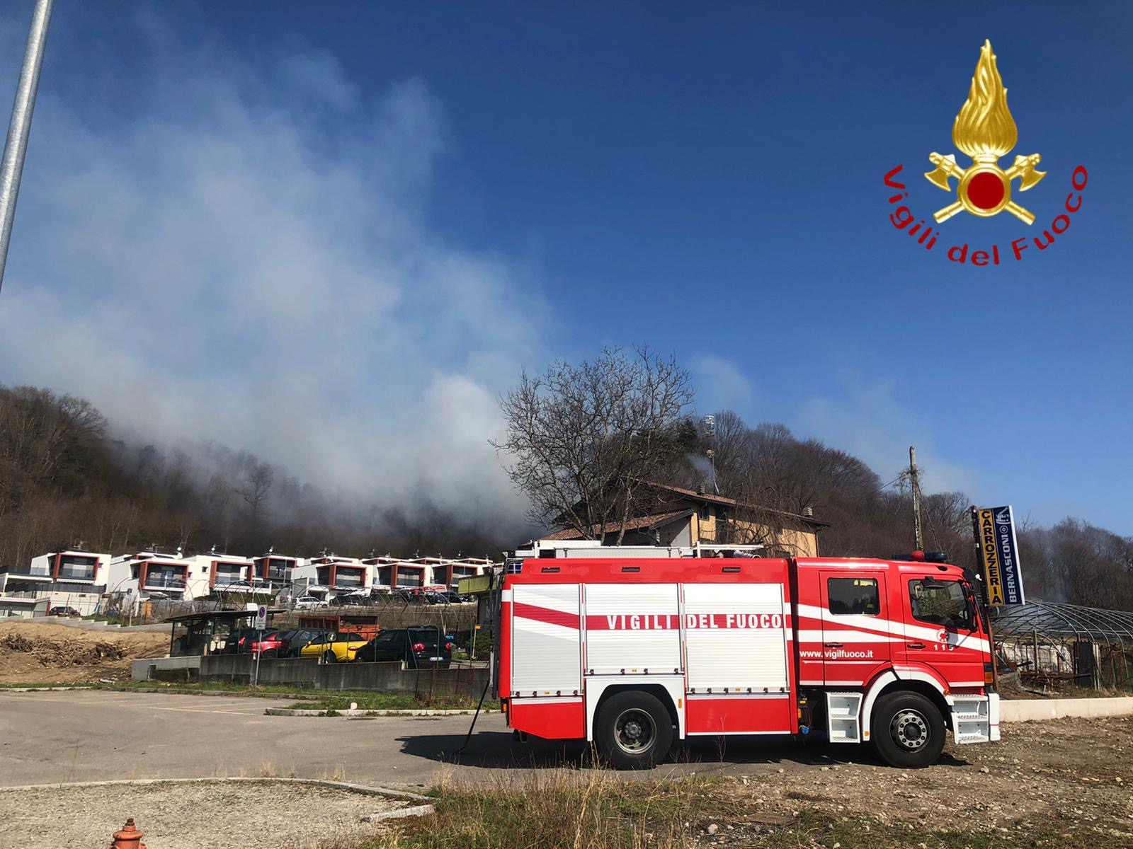 incendio a Bizzarone