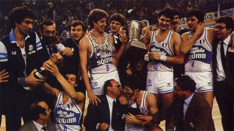 Pallacanestro Cantù il 25 marzo 1982 la Squibb vinse la prima Coppa dei campioni