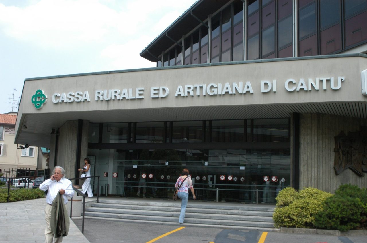 Coronavirus Cantù le limitazioni della Cassa Rurale ed Artigiana