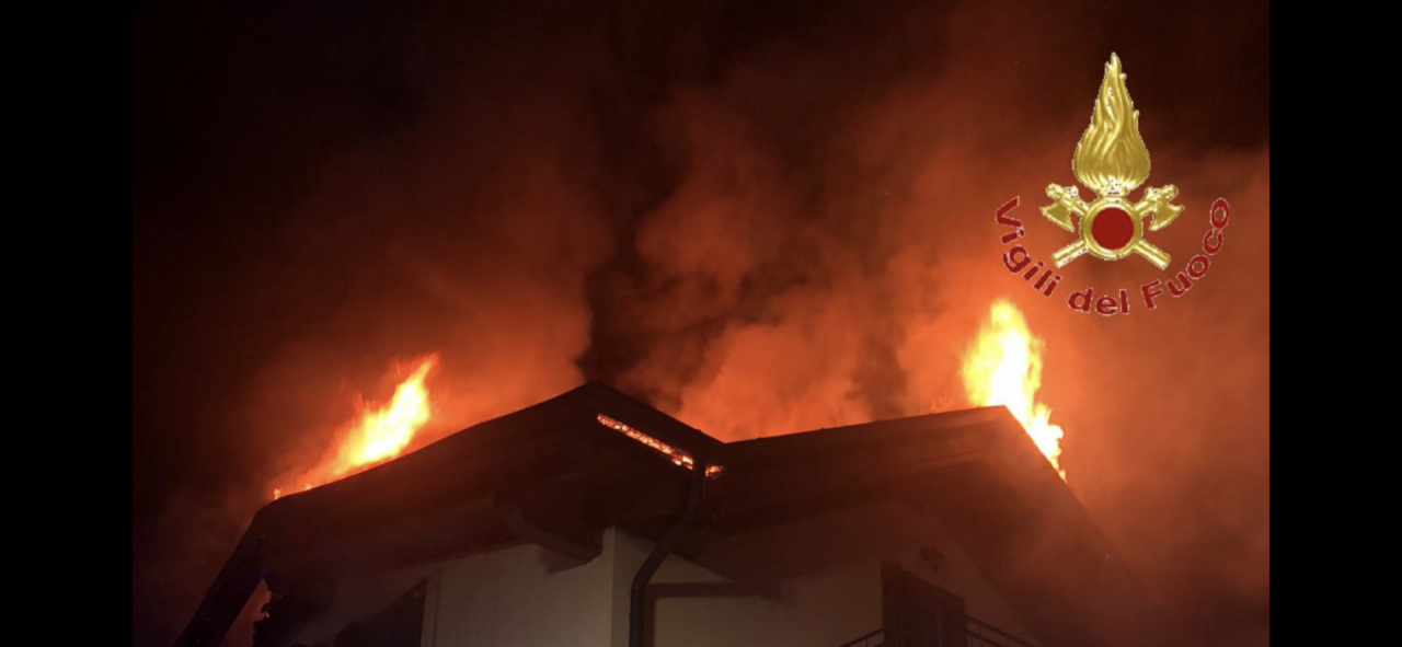 Incendio villetta a Nesso