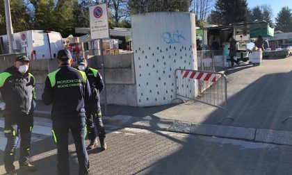 Coronavirus, mercato aperto e polemiche: il sindaco difende l'apertura
