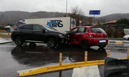 Tamponamento tra auto ad Albese, disagi alla viabilità