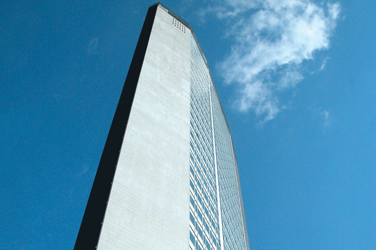 Salta la seduta del Consiglio regionale, interventi di sanificazione a Palazzo Pirelli
