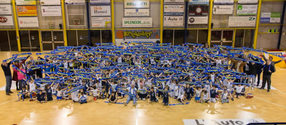 Basket in Brianza alla Virtus Cermenate si resta a casa ma non fermi