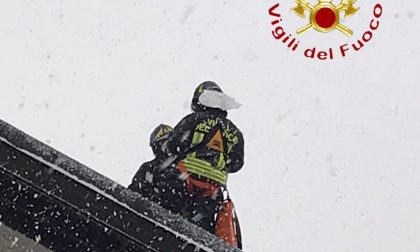 Incendio canna fumaria in una abitazione di Pellio d'Intelvi VIDEO