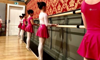 Coronavirus: la scuola di danza Tballet continua le lezioni ma sui social
