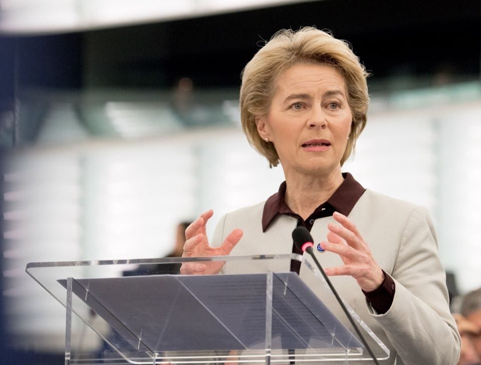 Ursula von der Leyen parla agli italiani: “Presto fondi per la sanità e le aziende” VIDEO