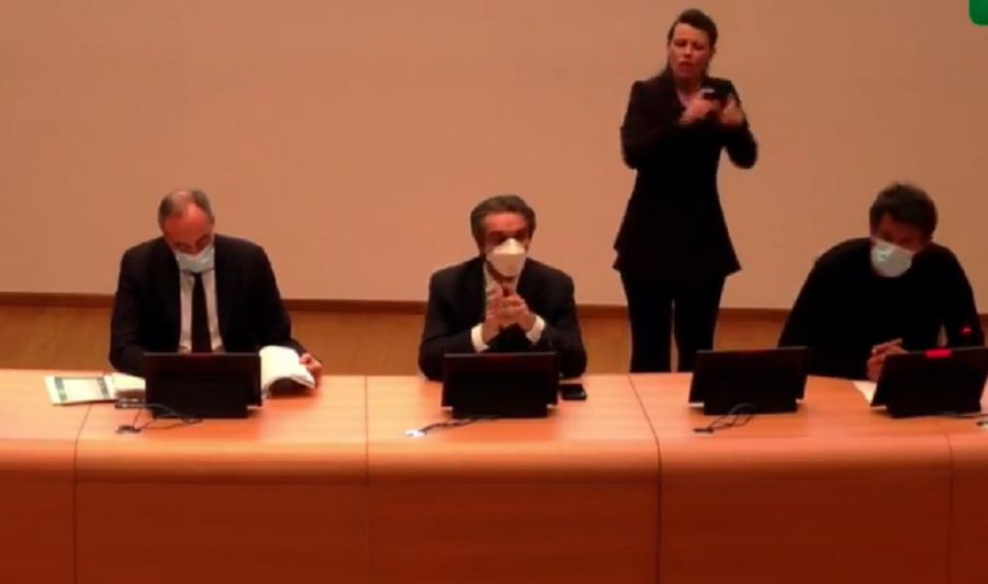 Fontana: “Individuato un test sierologico affidabile”. Numeri in miglioramento, + 52 nel Comasco VIDEO