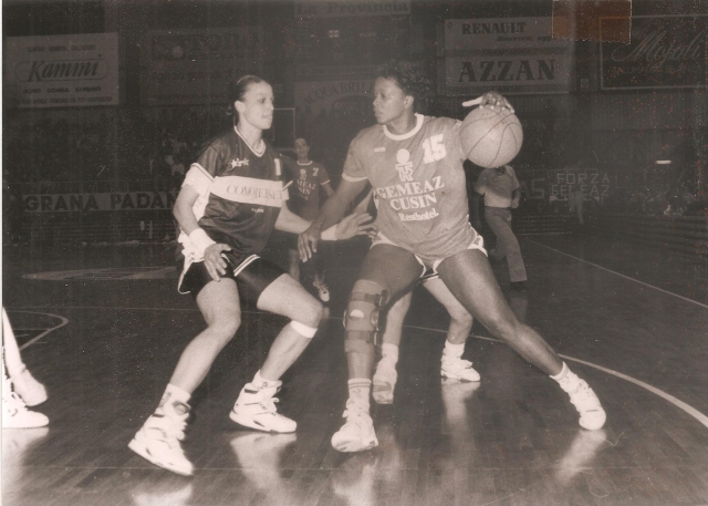 Pol Comense dagli Stati Uniti Valerie Still: “Forza Como e Forza Italia siete nel mio cuore”