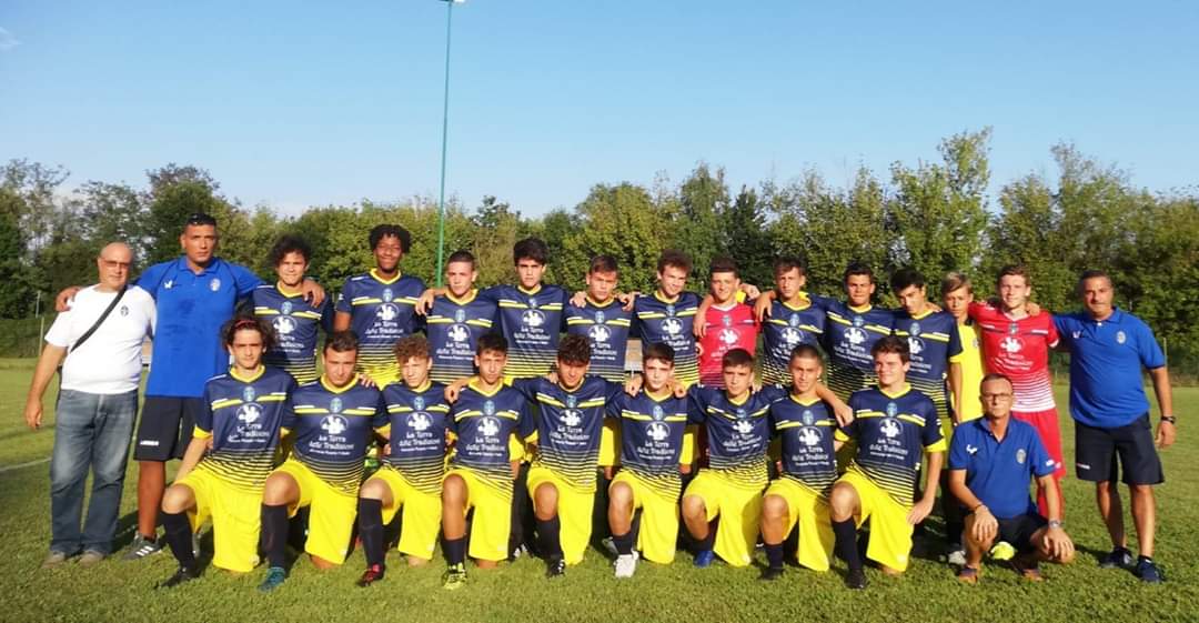 Ardor Lazzate dona mille euro alla Rsa “Don Allievi” di Alzate