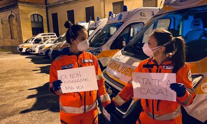 Croce Azzurra di Como, un'ambulanza tutti i giorni a Bergamo. Il presidente: "Impossibile senza l'impegno dei volontari"