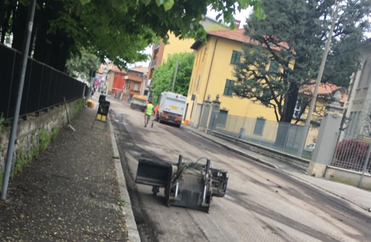 Lavori a Cantù in via Canturio e Andina FOTO