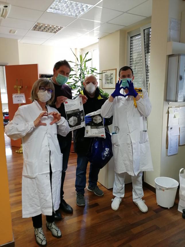 Coronavirus donate 500 mascherine all’ospedale di Cantù