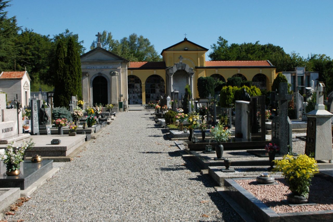 Fase 2, accesso libero ai cimiteri e agli orti pubblici