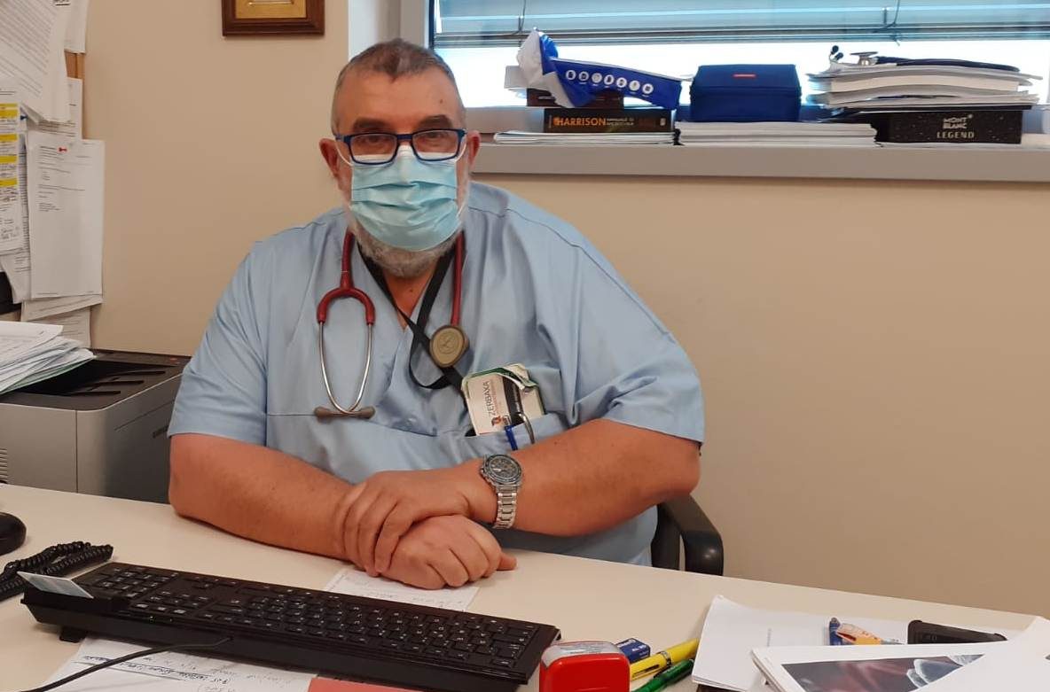 Covid, cosa fa al nostro corpo. Il primario di Malattie Infettive: “Dopo l’Aids mai avrei pensato di vedere una seconda pandemia”