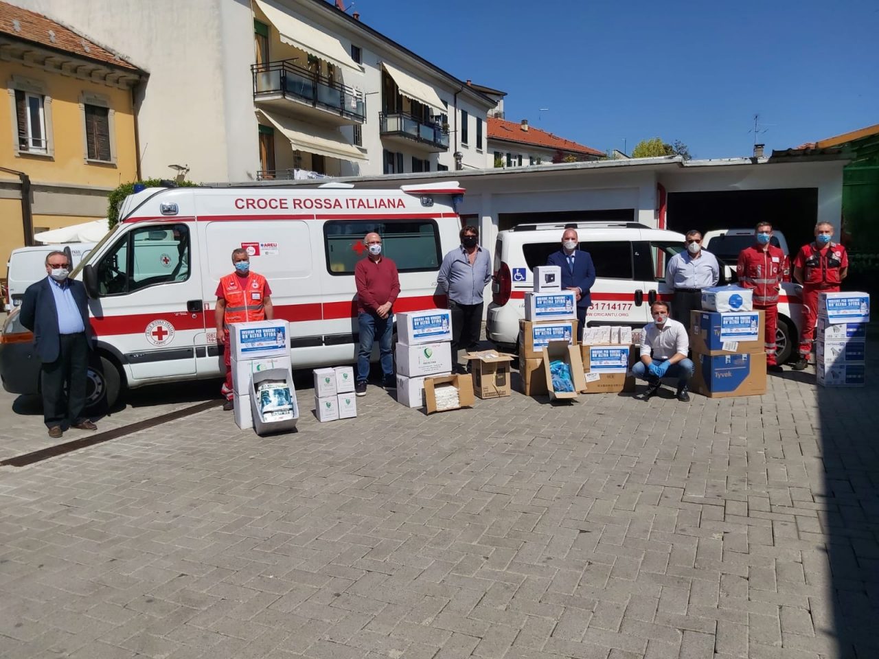 Pallacanestro Cantù e TIC insieme per la Croce Rossa: raccolti 15mila euro