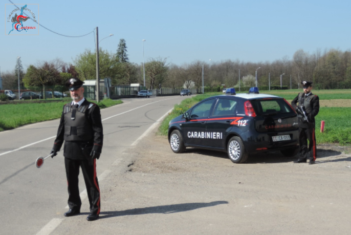 Ruba cibo e bevande al centro sportivo: ladro in manette