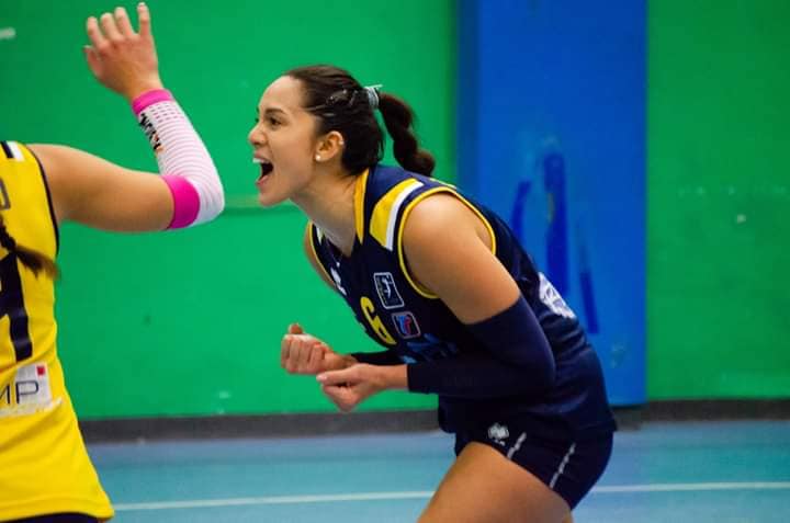 Pallavolo femminile in casa Tecnoteam Albese suona la carica capitan Gabbiadini
