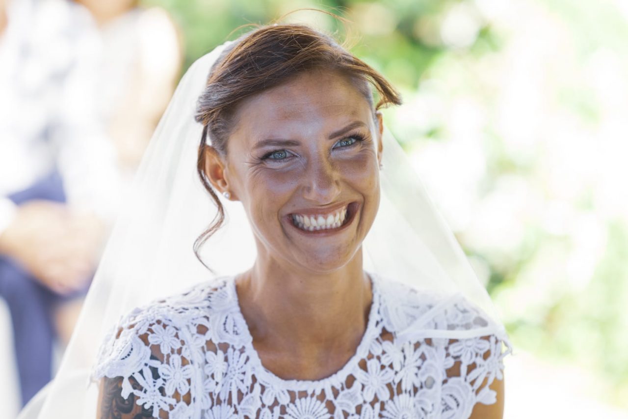 Diventa pocket wedding e offre consulenza per le future spose