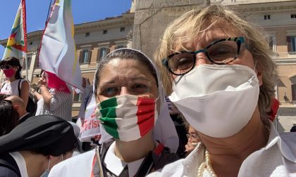 La senatrice erbese Erica Rivolta presente alla manifestazione delle scuole private davanti a Montecitorio