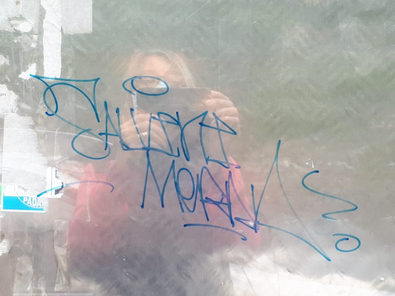 A Erba vandalismo nella sede della Lega: scritte ingiuriose rivolte a Matteo Salvini