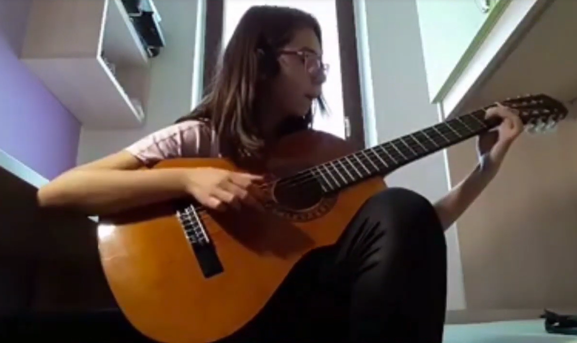 La scuola Tibaldi di Cantù omaggia Ezio Bosso VIDEO