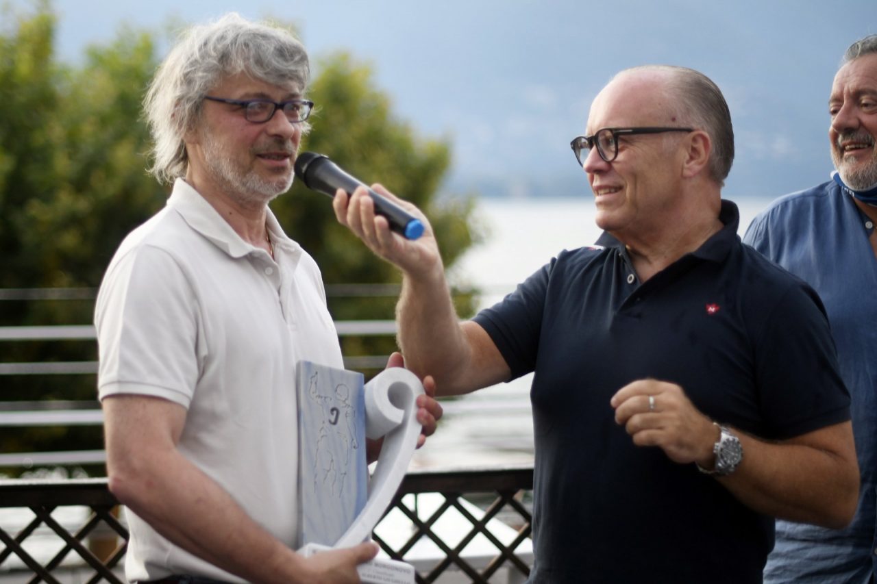 Como calcio la Coppa Borgonovo consegnata al medico sociale