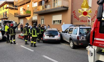 Incidente in via Mazzini al lavoro i Vigili del fuoco