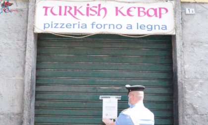 Rissa a Cantù disposta la chiusura del Turkish Kebap di via Roma