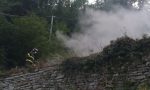 Terrazzamento a Moltrasio in fiamme: Vigili del Fuoco al lavoro all'alba VIDEO