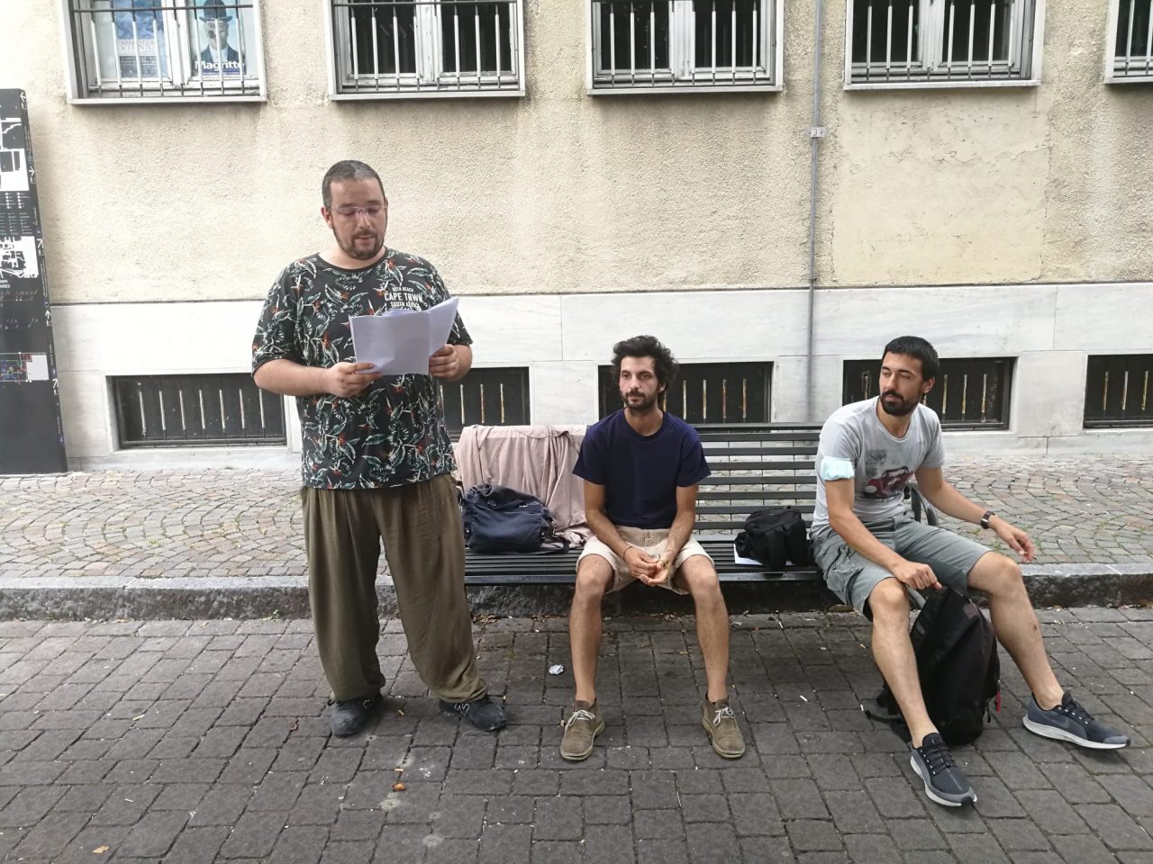 Sardine e Cominciamo da Como si uniscono: nuovo presidio contro il Comune il 30 luglio