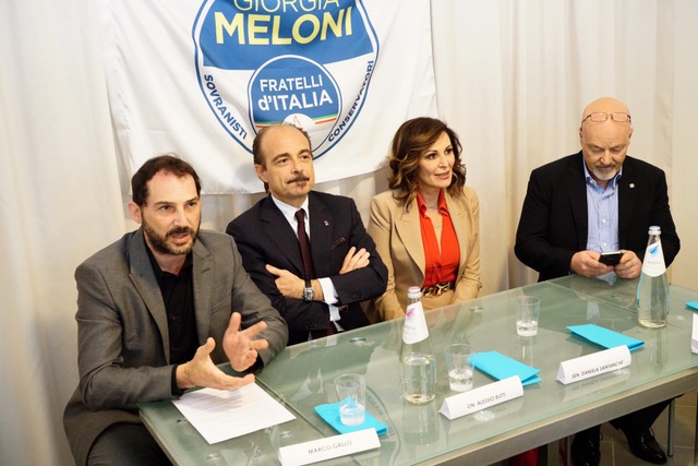 Fratelli d’Italia a Cantù domani un gazebo per chiedere nuove elezioni nazionali