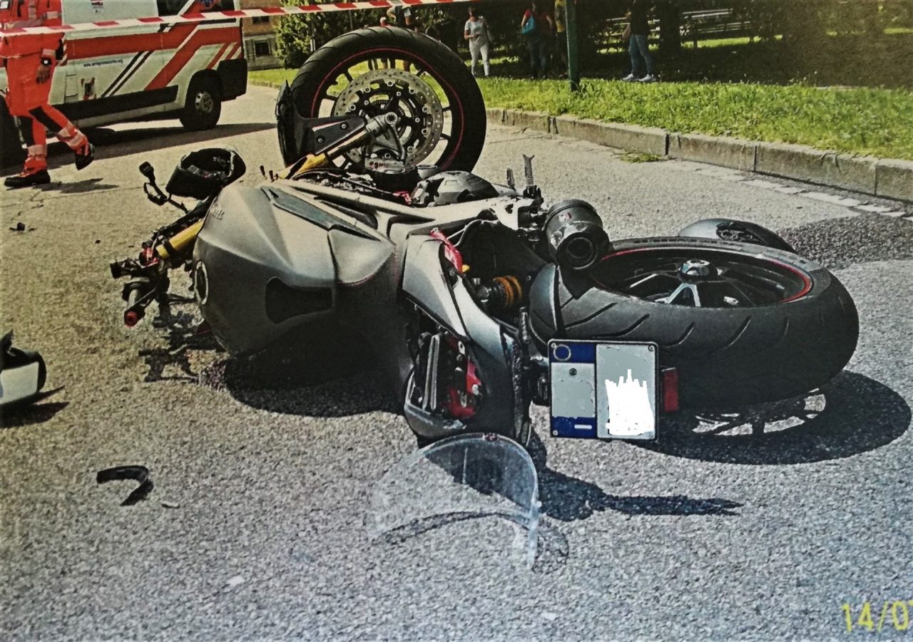 Incidente a Seregno ferito un centauro marianese