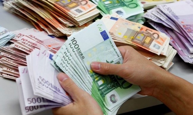 Contributo a fondo perduto: nel Comasco presentate oltre 12mila domande