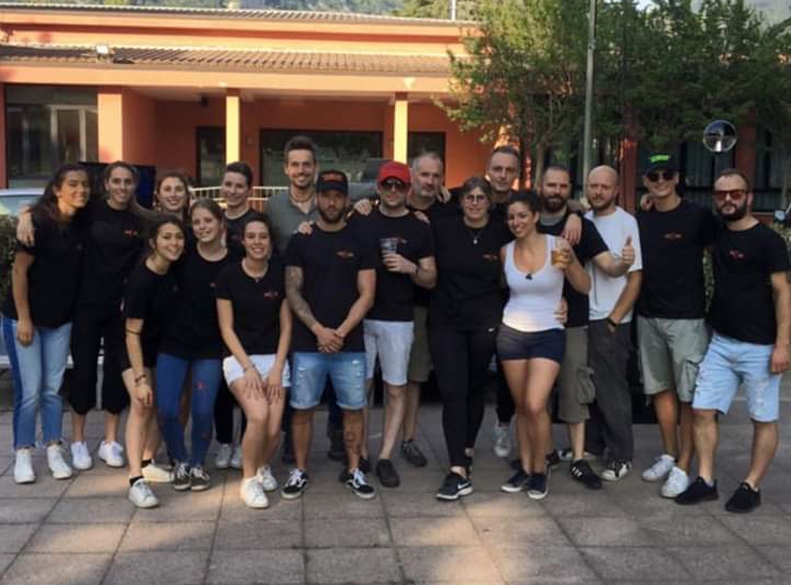 “Forza Mauro” tutta Erba fa il tifo per il barista coinvolto in un brutto incidente
