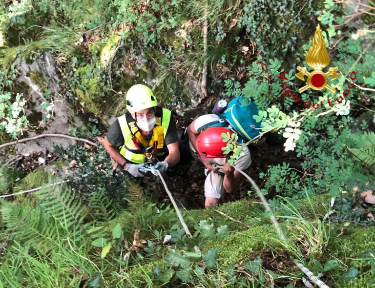 Escursionisti francesi dispersi a Nesso: erano in una scarpata