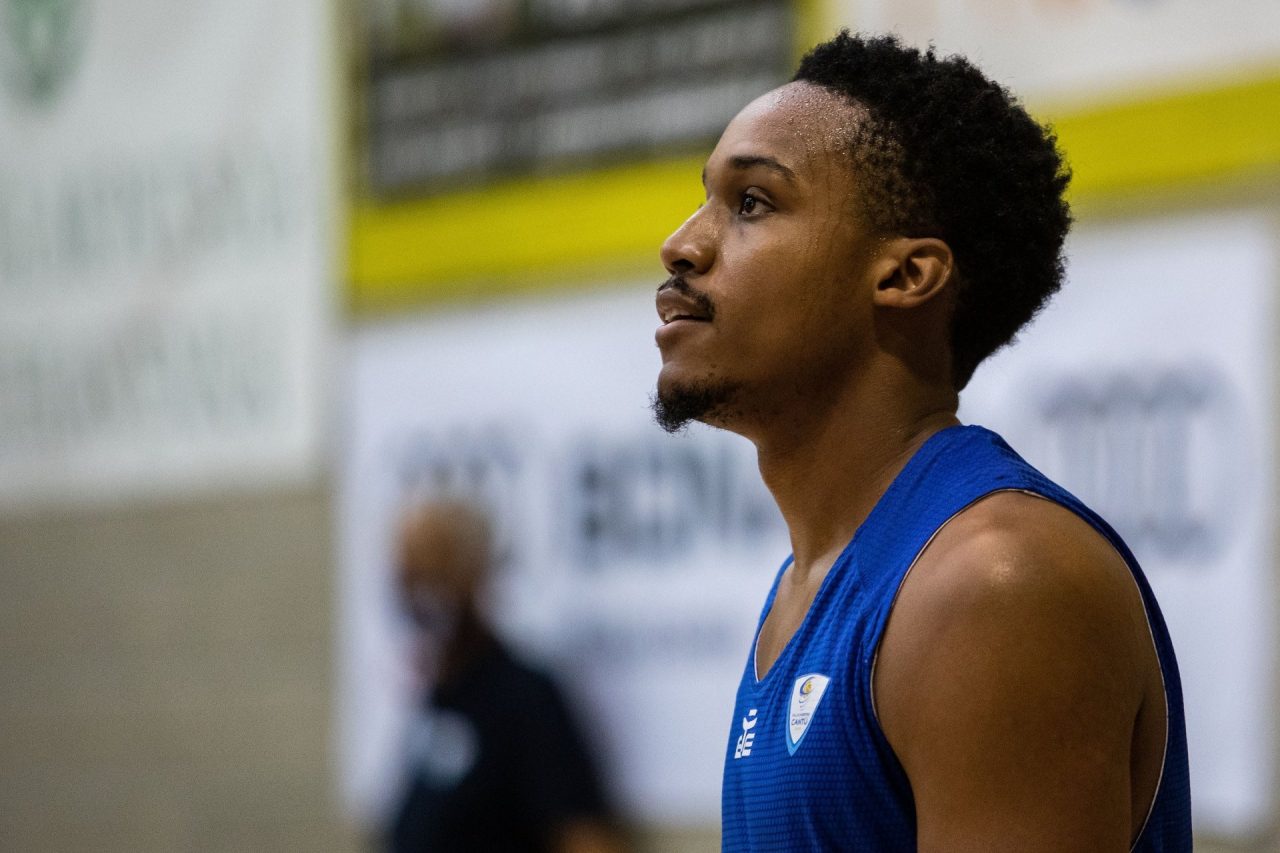 Pallacanestro Cantù James Woodard pronto al debutto