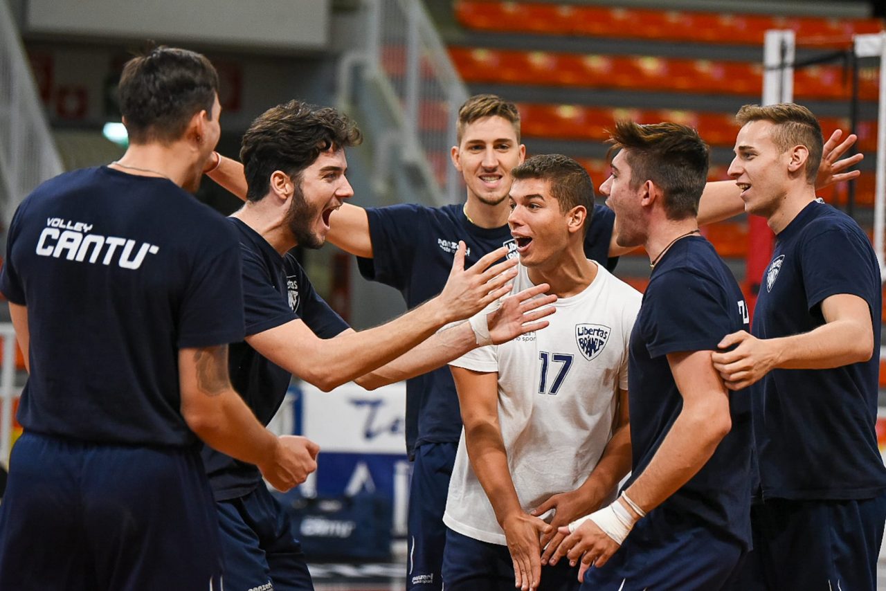 Volley A2M: Il Pool Libertas si impone 4-1 nell’allenamento congiunto contro la Gamma Chimica Brugherio