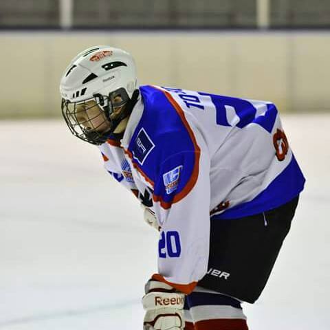 Hockey Como Dominic D'Agate