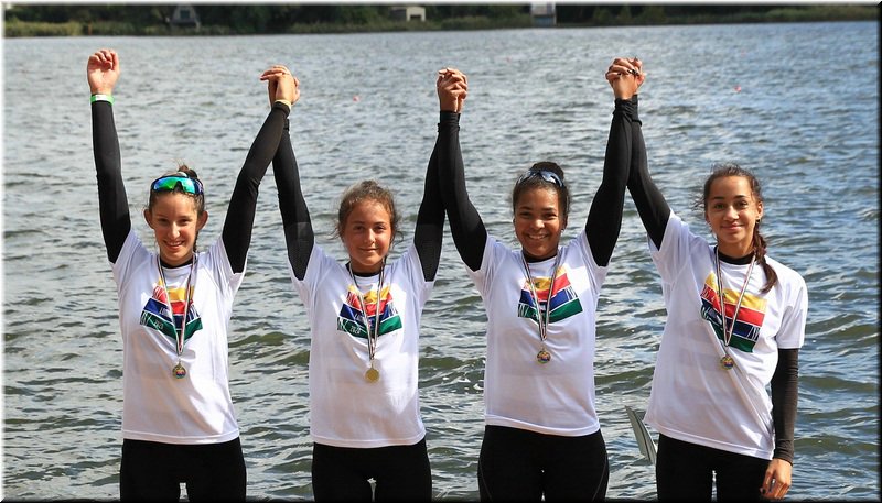 Canottieri Moltrasio doppio titolo lombardo al femminile sulle acque di Gavirate