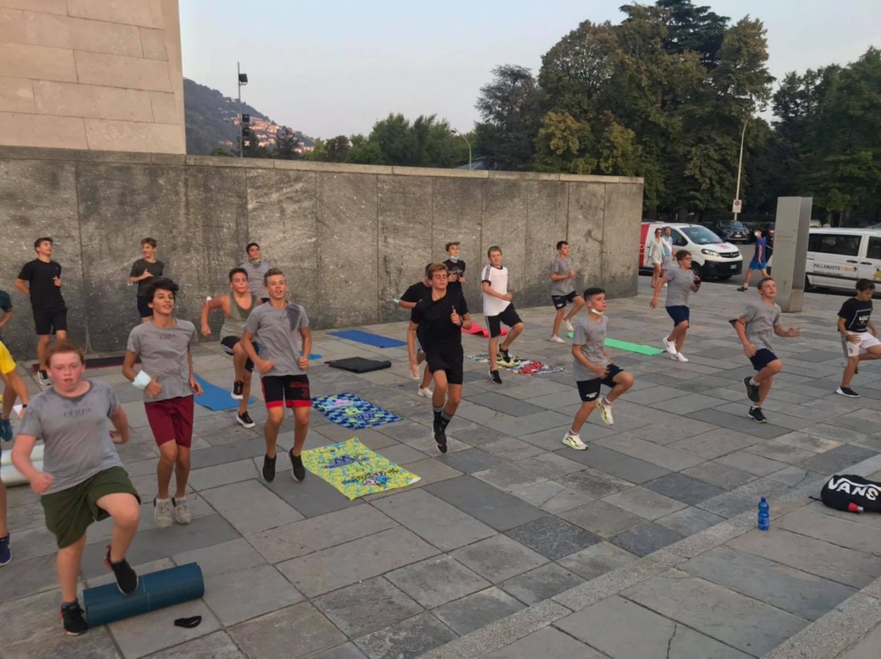 Pallanuoto Como le squadre gialloblù dalla B al giovanile hanno iniziato la preparazione