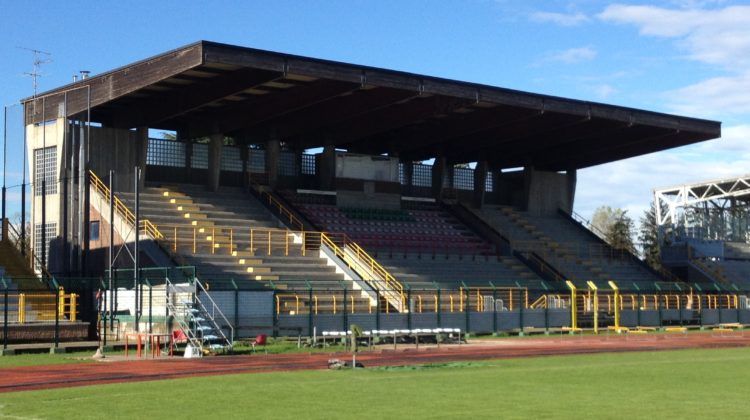 Como calcio ufficiale la partita dei lariani contro la Pistoiese sabato si giocherà a Meda