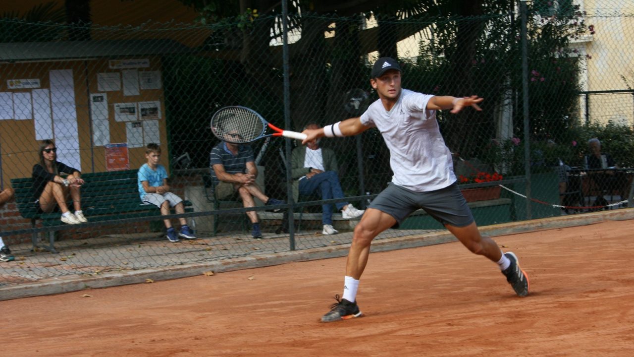 Tennis lariano, il giovane Federico Arnaboldi eliminato in Grecia