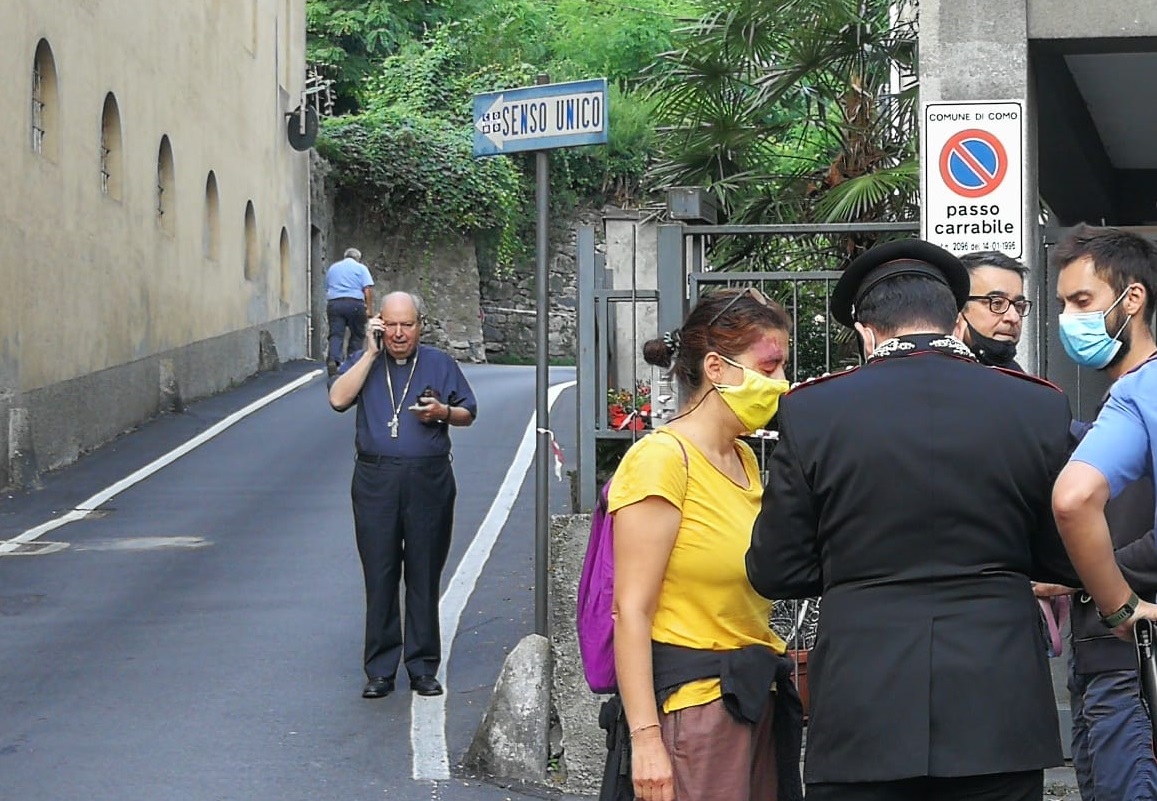 Omicidio don Roberto, il vescovo Cantoni: “Era il Santo della porta accanto” VIDEO